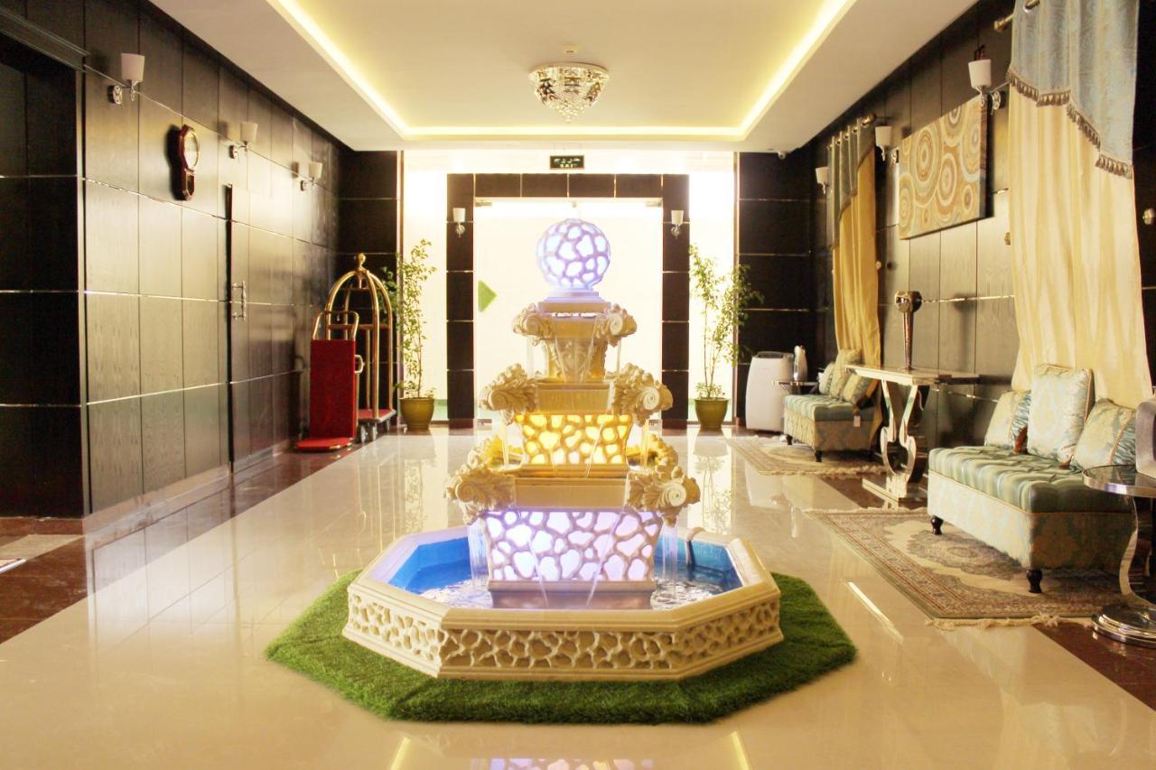 هذا منزلى الحمراء Riyadh Exterior photo